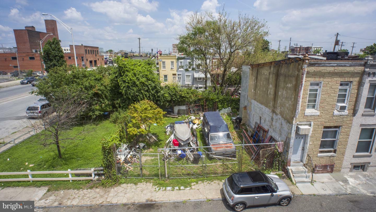 Property Photo: 223-227 W Sergeant Street PA 19133