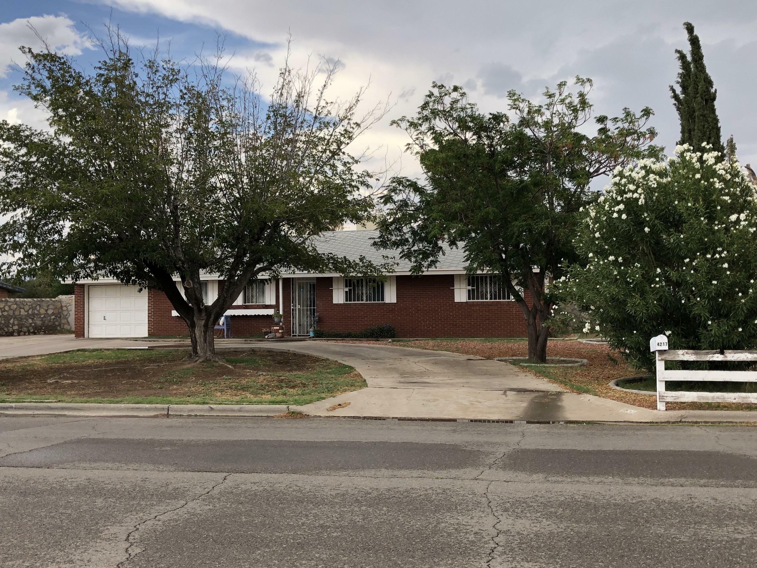 4217 Roxbury Drive  El Paso TX 79922 photo