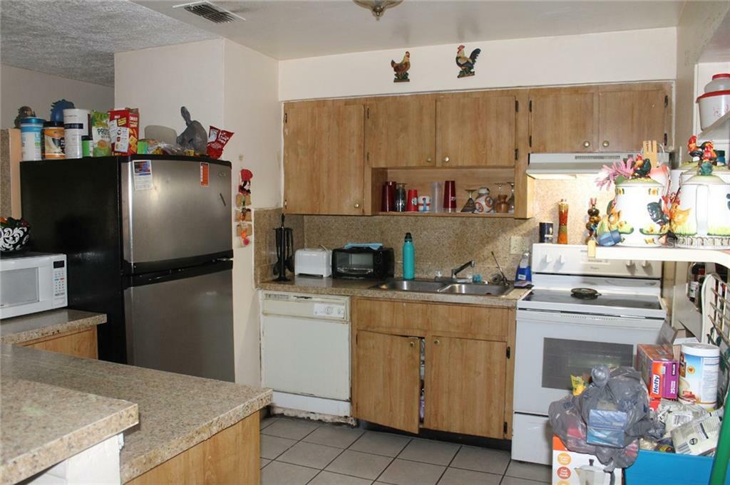 Property Photo:  4903 Polaris Street  FL 32819 