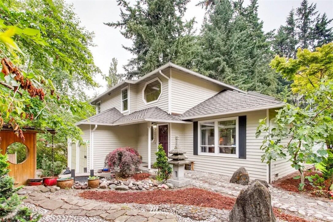 Property Photo:  6701 181st Street SW  WA 98037 