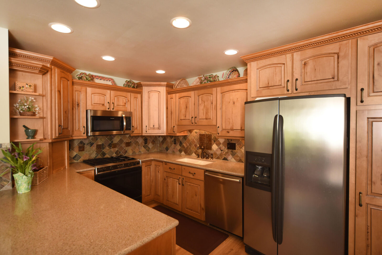 Property Photo:  711 Bonanza Lane  ID 83333 