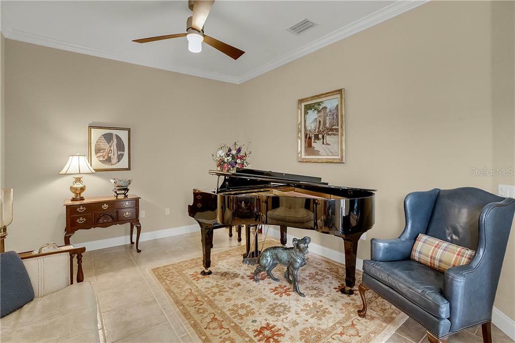 Property Photo:  1752 Laurel Glen Place  FL 33803 