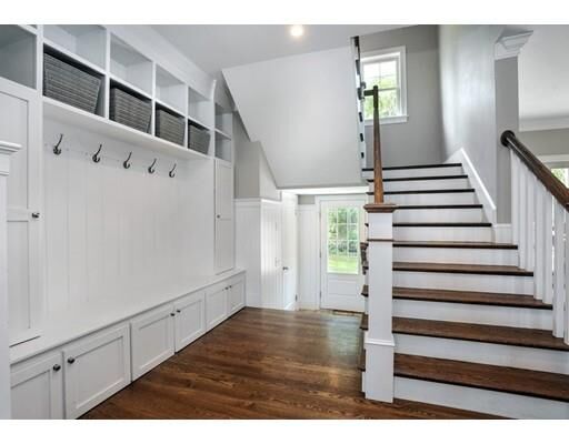 Property Photo:  10 Horseshoe Lane  MA 02050 