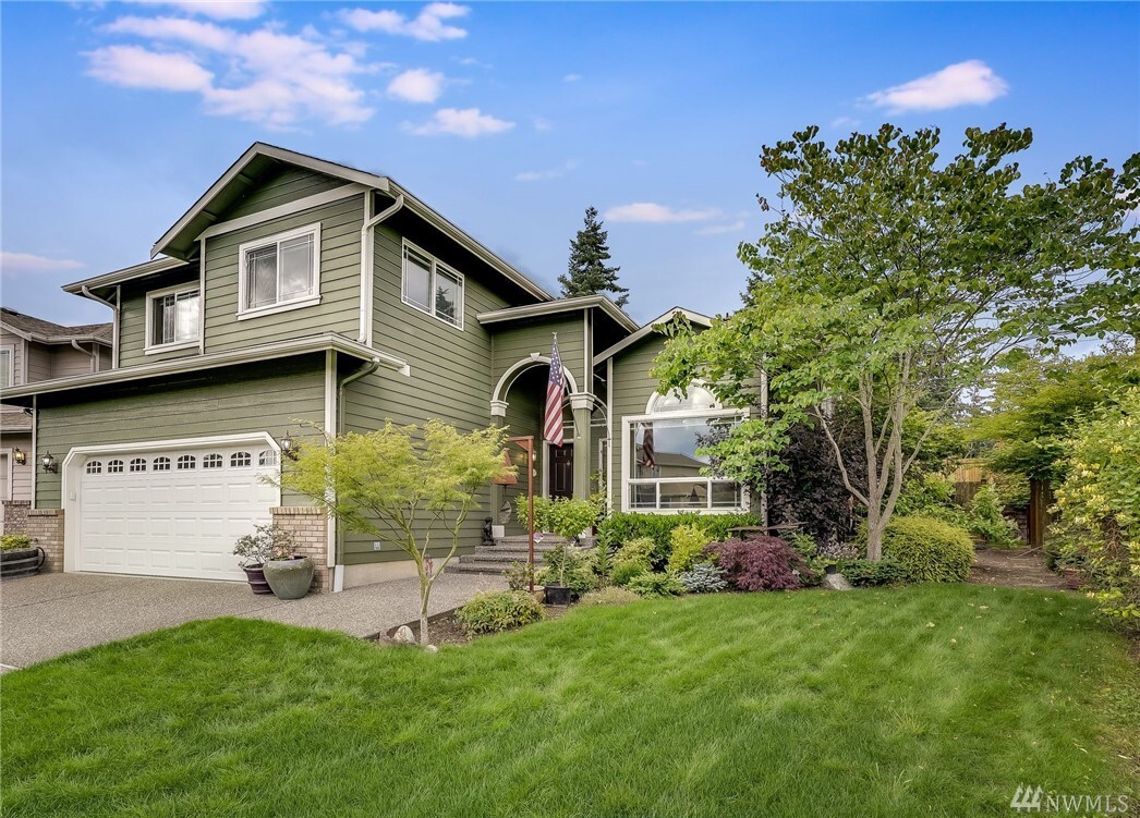 Property Photo:  4729 134th Place SE  WA 98296 