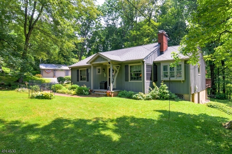 Property Photo:  177 Buffalo Hollow Rd  NJ 08826 