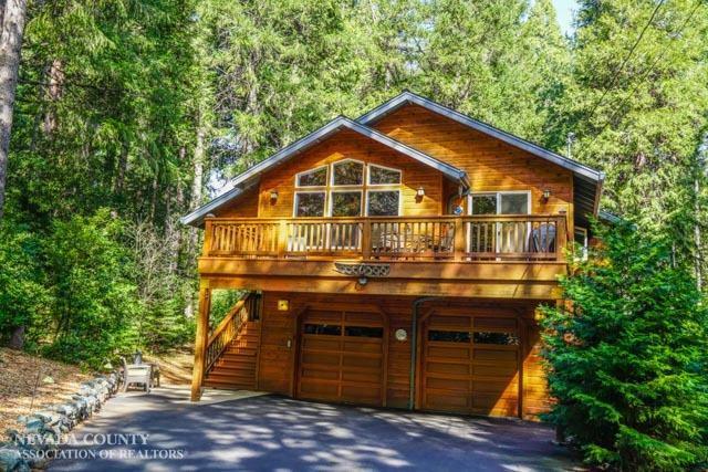 Property Photo: 15164 Nugget Street CA 95959