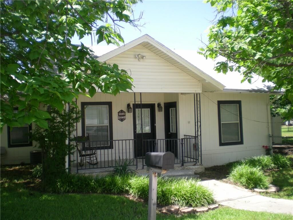 Property Photo: 302 N Ohio Street TX 75009