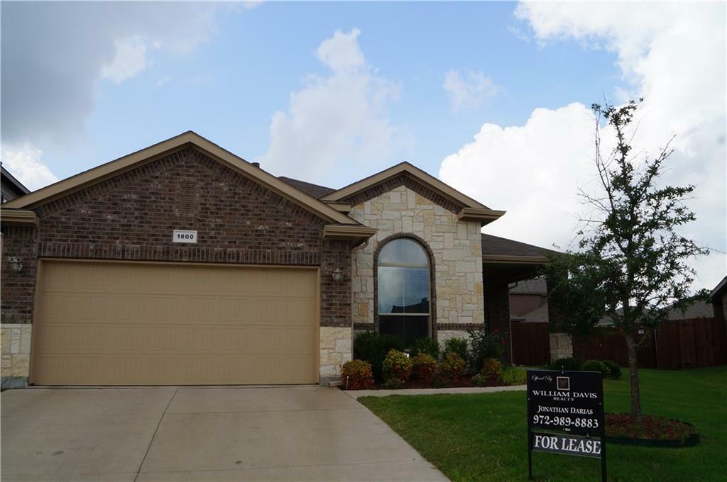 Property Photo:  1800 Capulin Road  TX 76131 