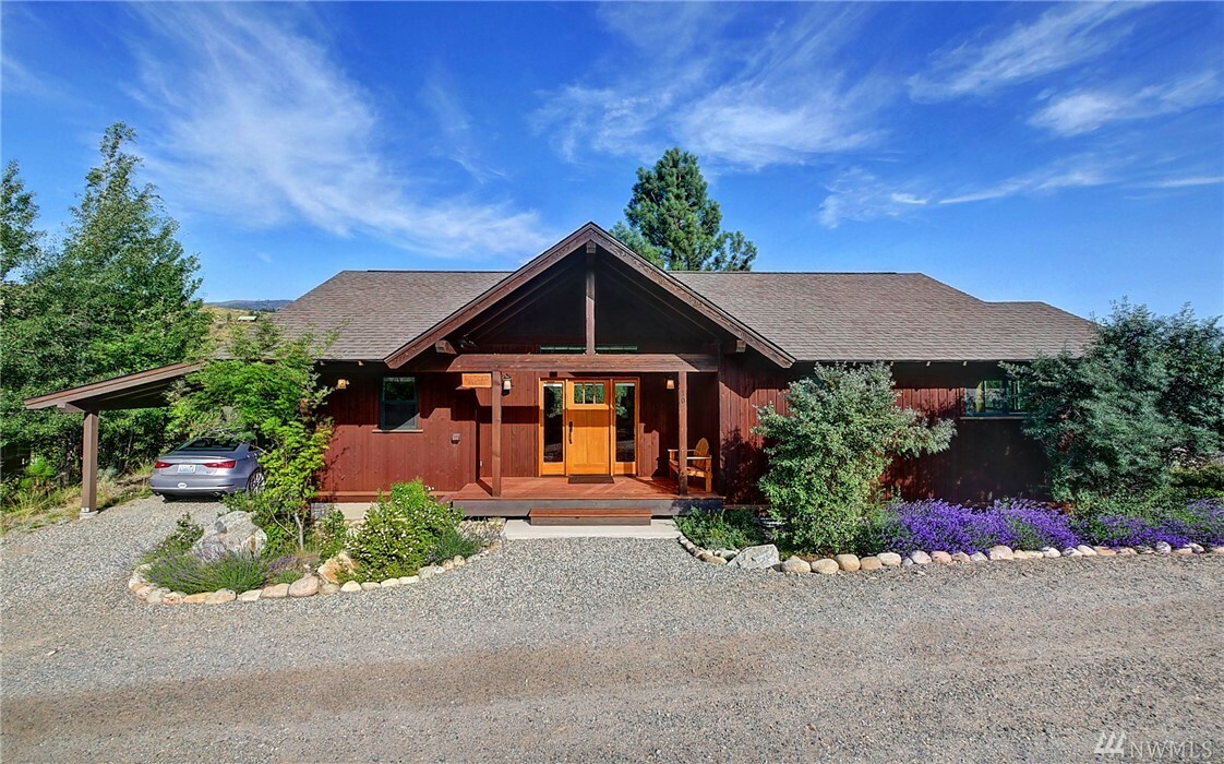 Property Photo:  302 Bench Lane  WA 98862 