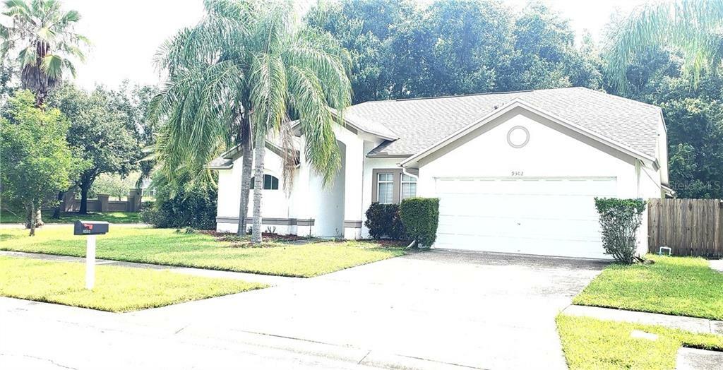 Property Photo: 9302 Pontiac Drive FL 33626