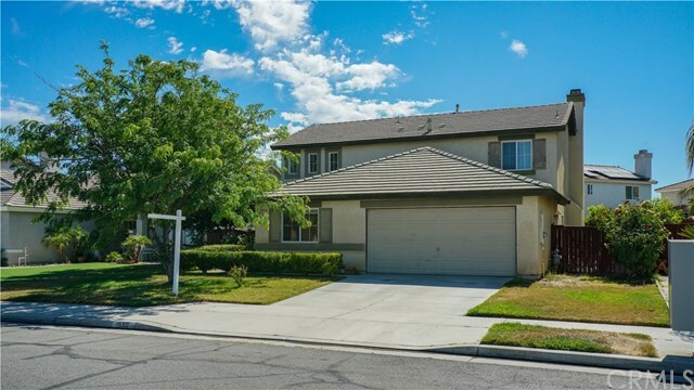 Property Photo:  1550 Apple Blossom Way  CA 92545 