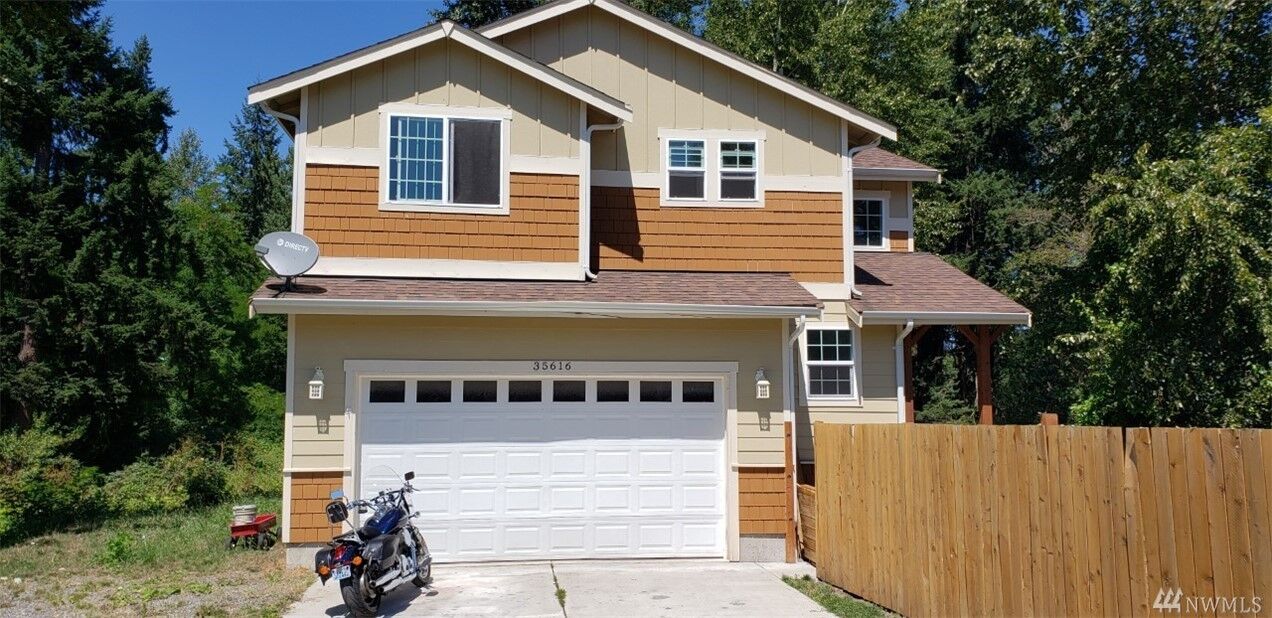 Property Photo:  35616 94th Ave SE  WA 98558 