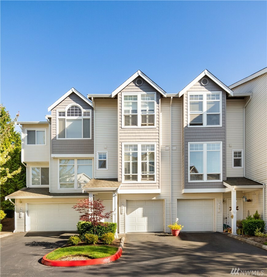 Property Photo:  5500 Harbour Pointe Blvd L102  WA 98275 