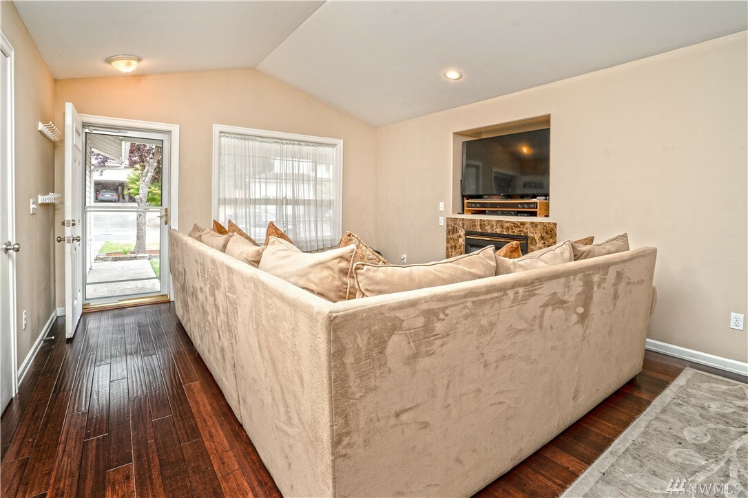 Property Photo: 10112 62nd Dr NE WA 98270