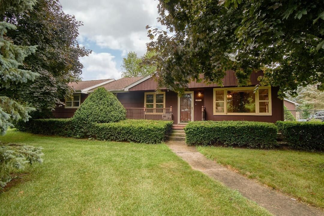 Property Photo:  8634 Monfort Drive  IN 46373 