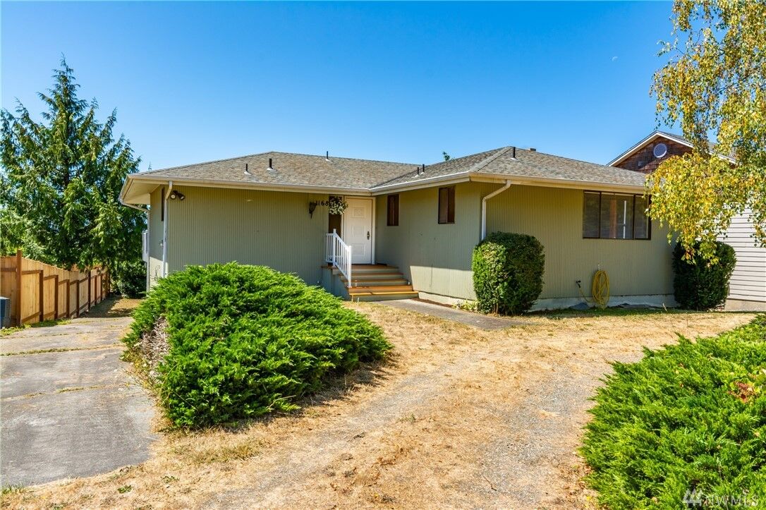 Property Photo: 1168 Leahy Dr WA 98239