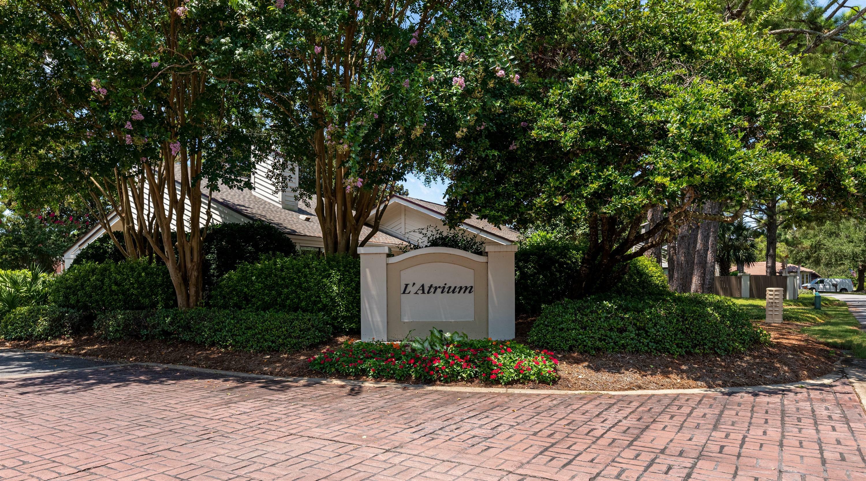 Property Photo: 325 Latrium Circle FL 32550