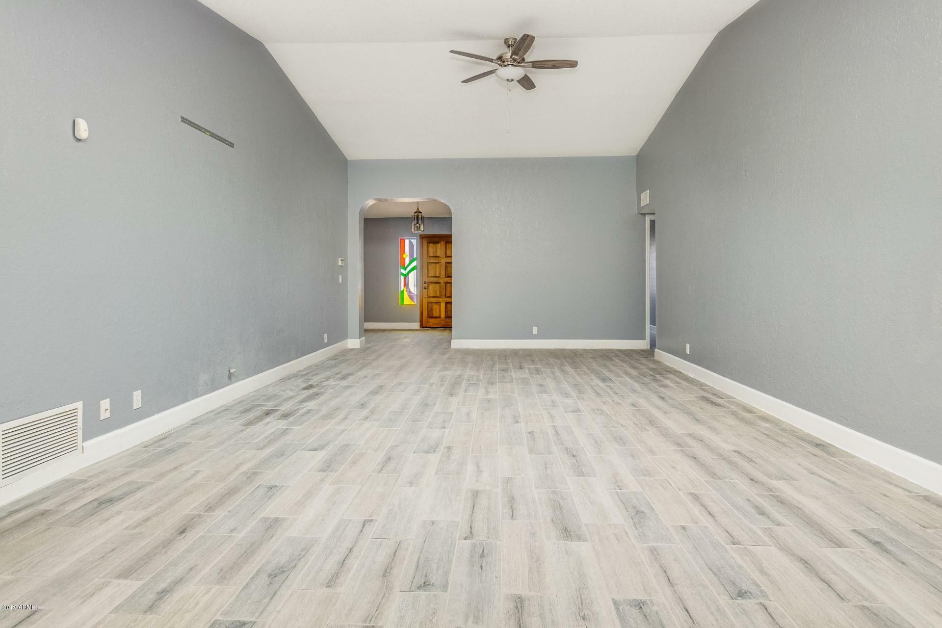 Property Photo: 5036 E Yucca Street AZ 85254