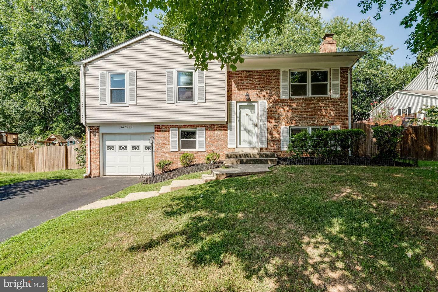 Property Photo:  13444 Pinwheel Court  VA 22193 