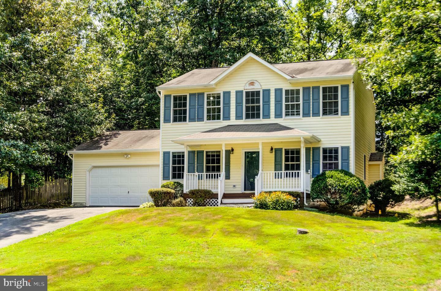 Property Photo:  9606 N Royal Crest Court  VA 22408 