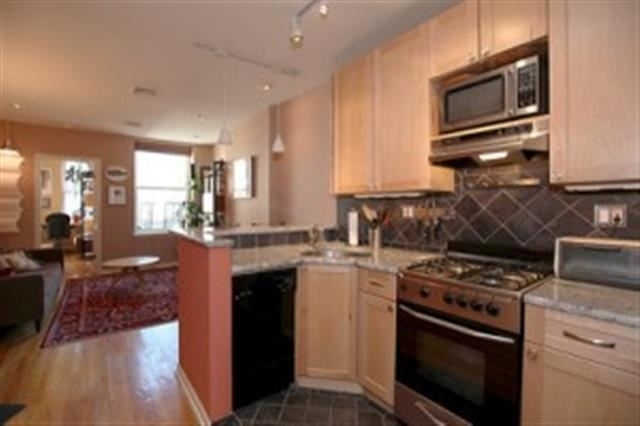 Property Photo:  250 York St 4D  NJ 07302-4064 