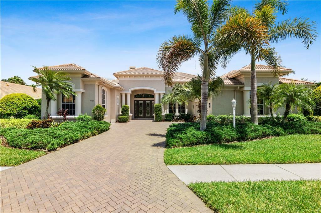 7907 Royal Birkdale Circle  Lakewood Ranch FL 34202 photo