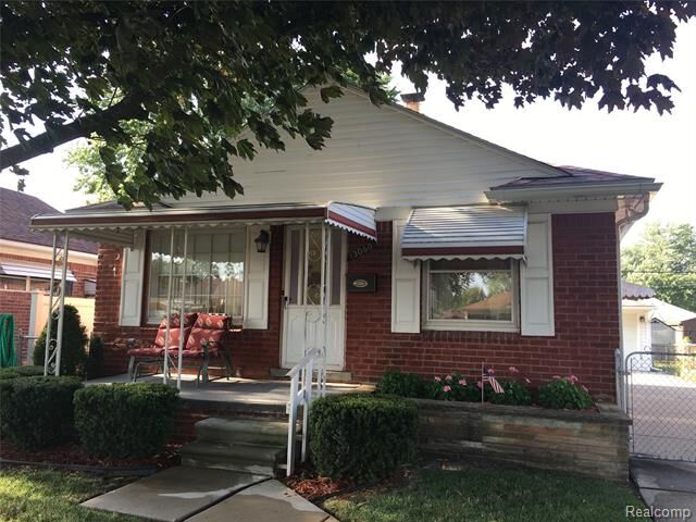 Property Photo:  13060 Orchard Street  MI 48195 