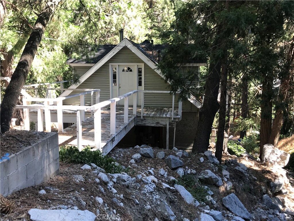 Property Photo: 39558 Prospect Drive CA 92339