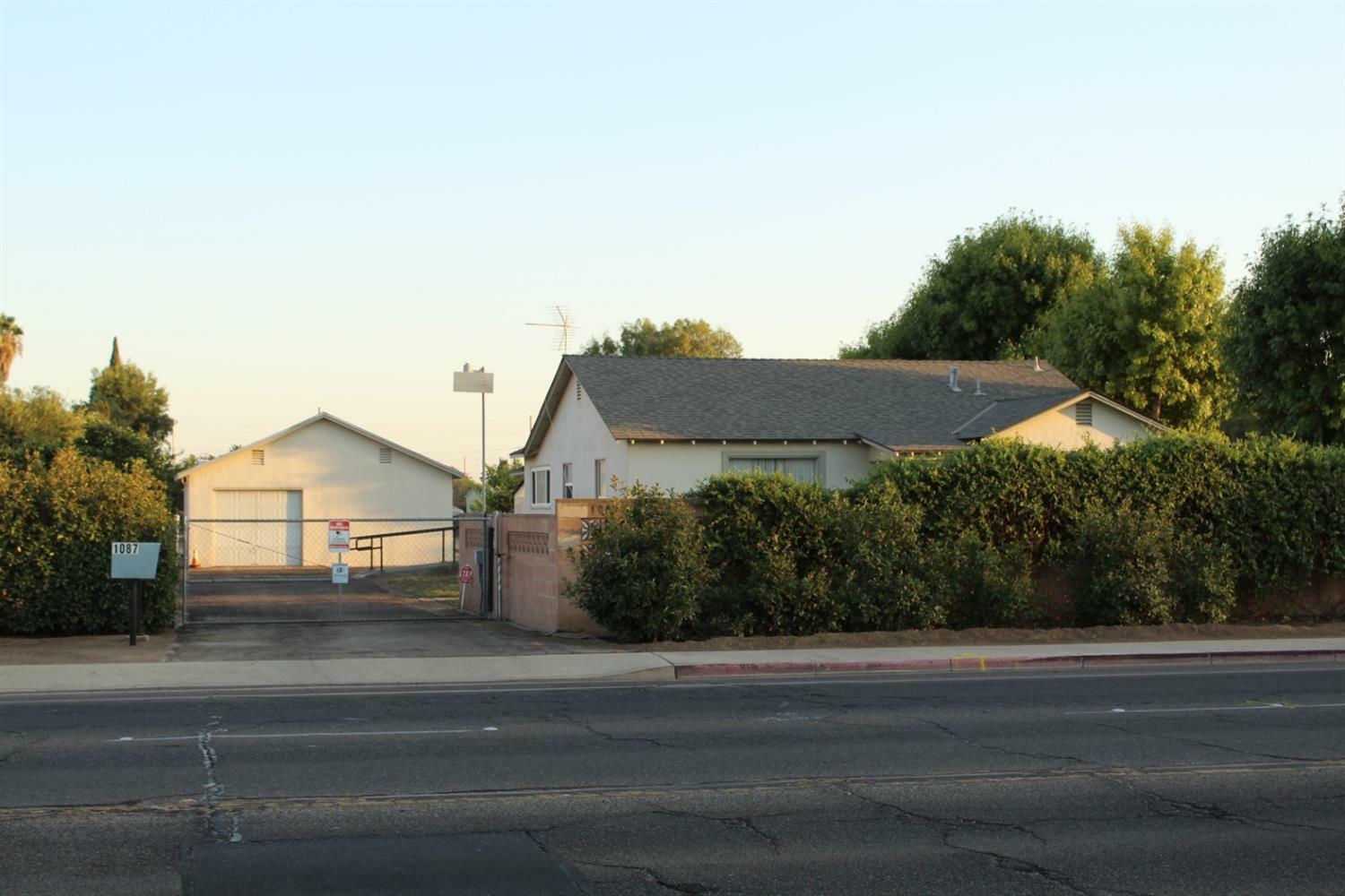 Property Photo:  1087 W Morton Avenue  CA 93257 