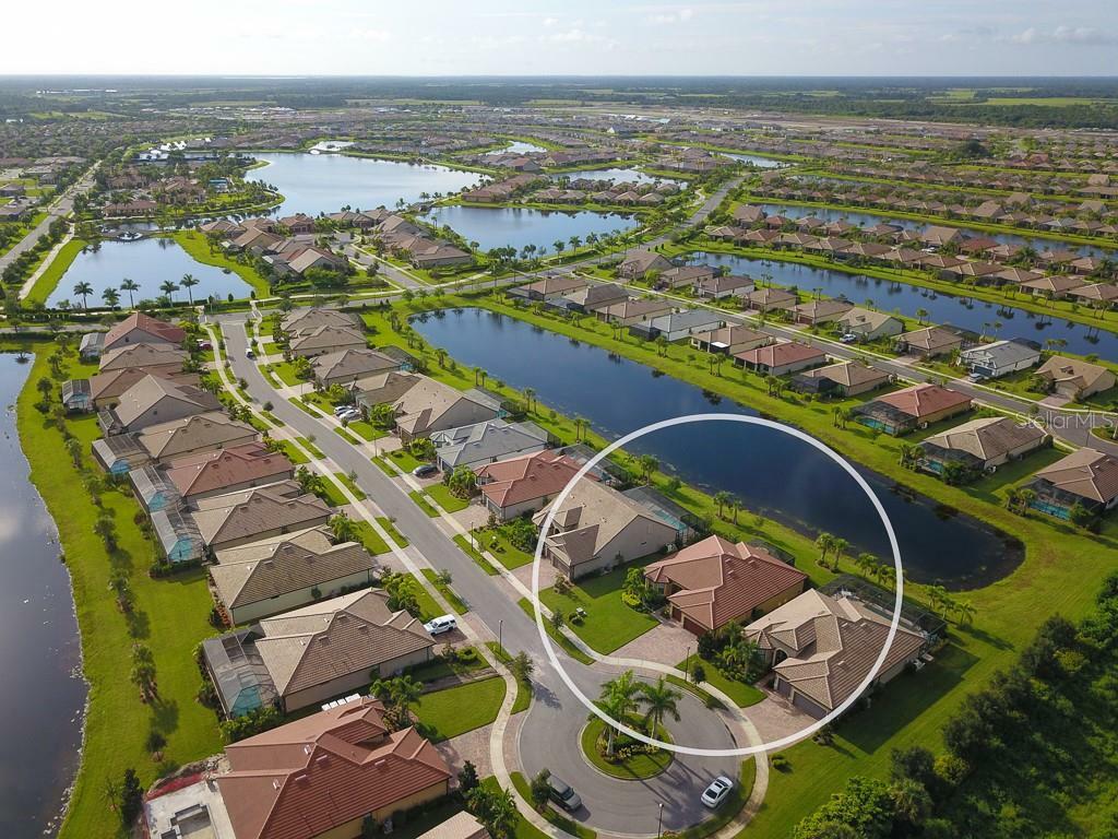 Property Photo:  13897 Umbria Street  FL 34293 