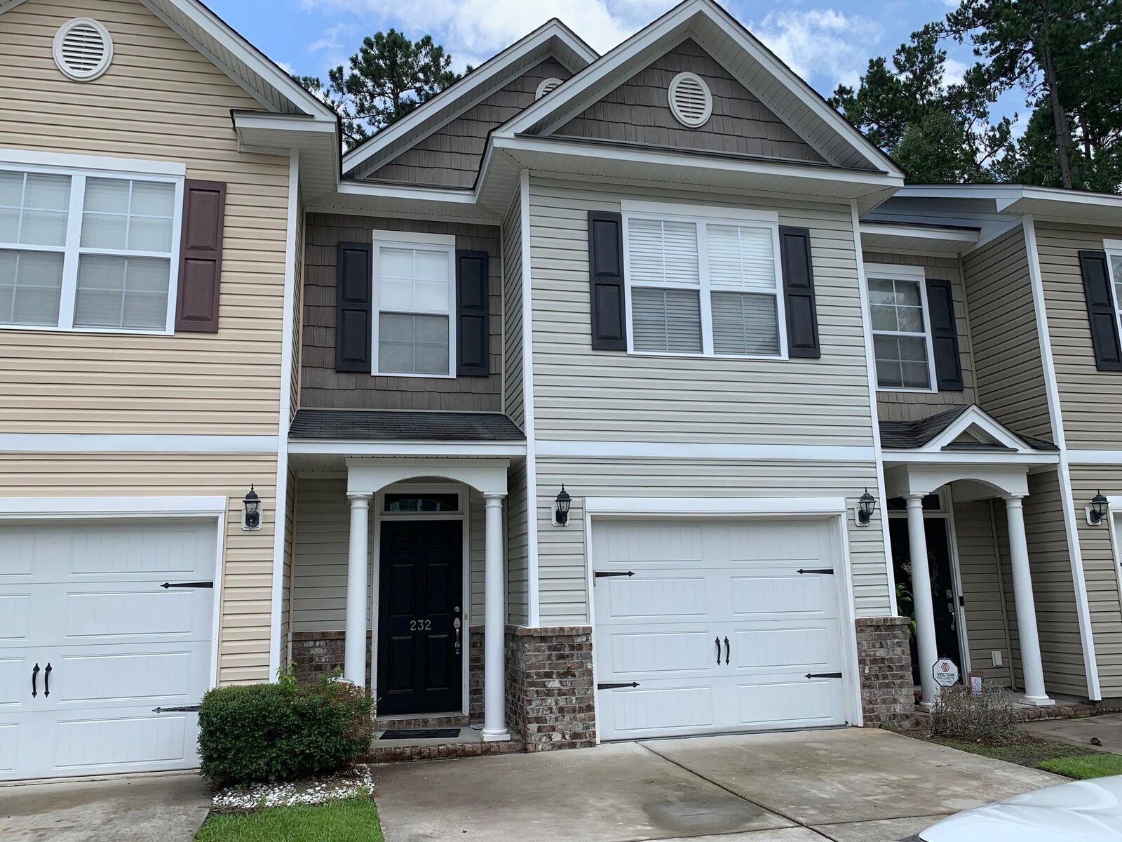 Property Photo:  232 S Lamplighter Lane  SC 29486 