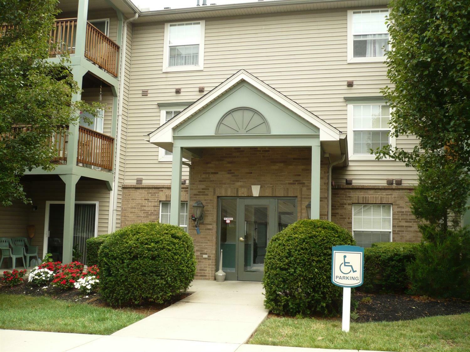 Property Photo:  4921 N Arbor Woods Court 206  OH 45248 
