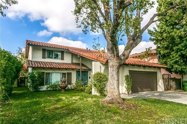 Property Photo:  5521 Bellaire Avenue  CA 91607 