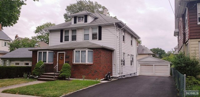 Property Photo:  242 Argyle Place 2  NJ 07032 