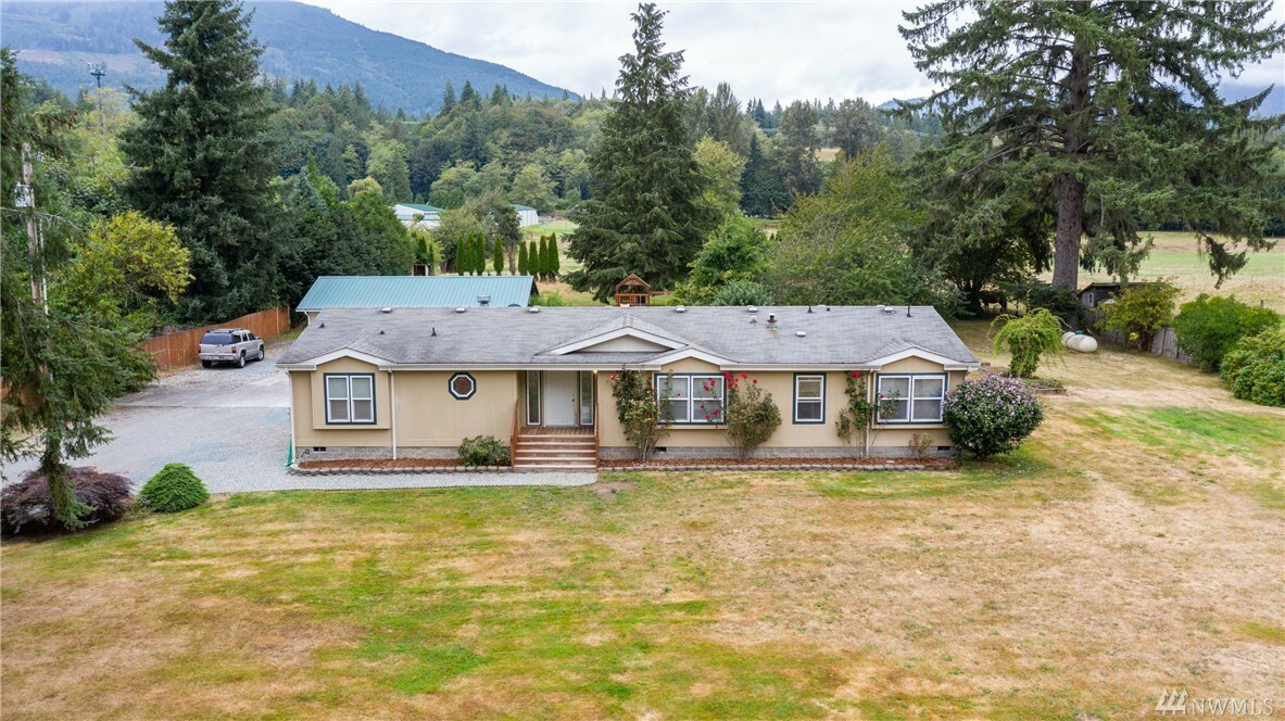 Property Photo:  31757 E Main St  WA 98263 