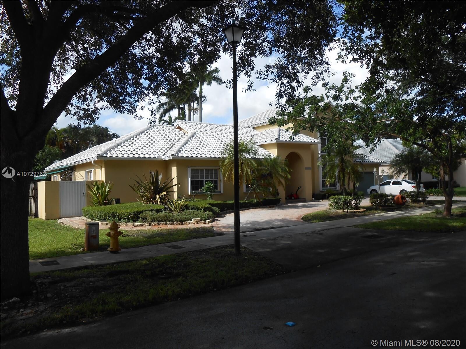 Property Photo: 8245 NW 156th Ter FL 33016