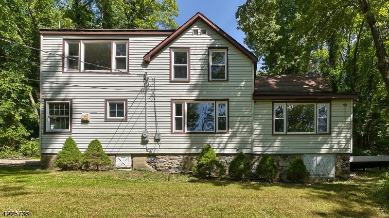 Property Photo:  288 Macopin Rd  NJ 07403 