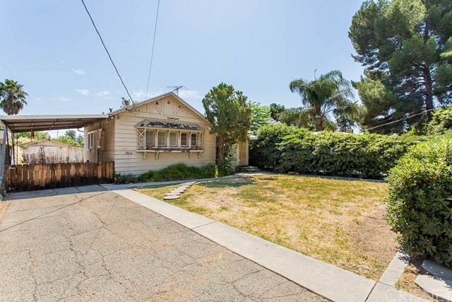 Property Photo:  7036 Yolanda Avenue  CA 91335 