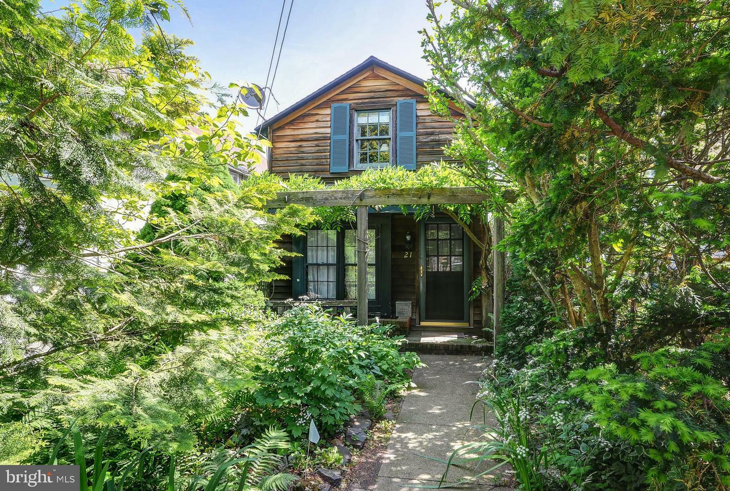 Property Photo: 21 Greenview Avenue NJ 08542