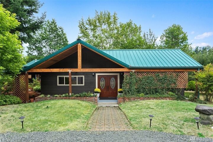 Property Photo: 5366 Diamond Place NE WA 98110