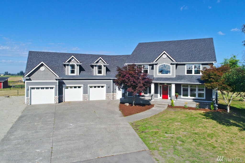 Property Photo:  41315 268th Ave SE  WA 98022 