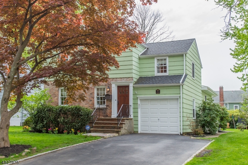 Property Photo:  16 Tallmadge Ave  NJ 07928 