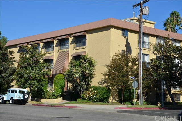 Property Photo:  11507 Moorpark Street 201  CA 91602 