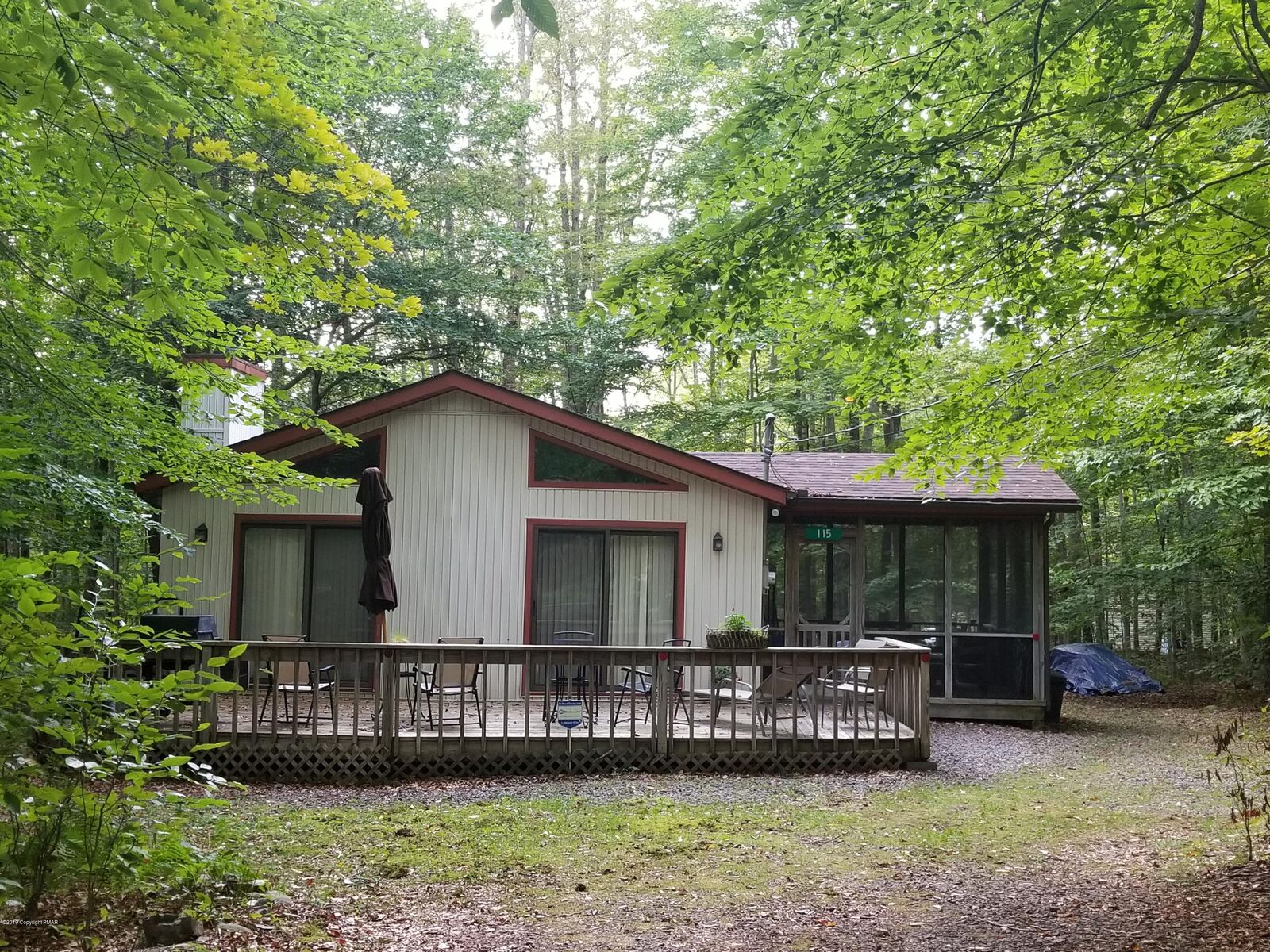 Property Photo: 115 Maxatawny Drive PA 18347