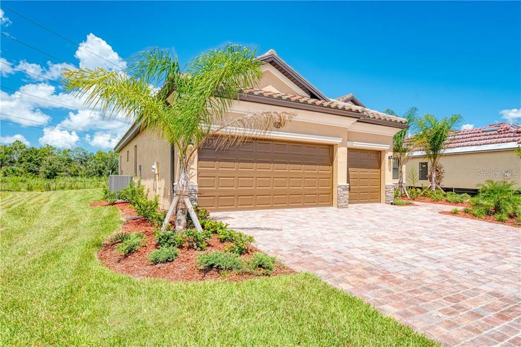 Property Photo: 20795 Valprato Court FL 34293