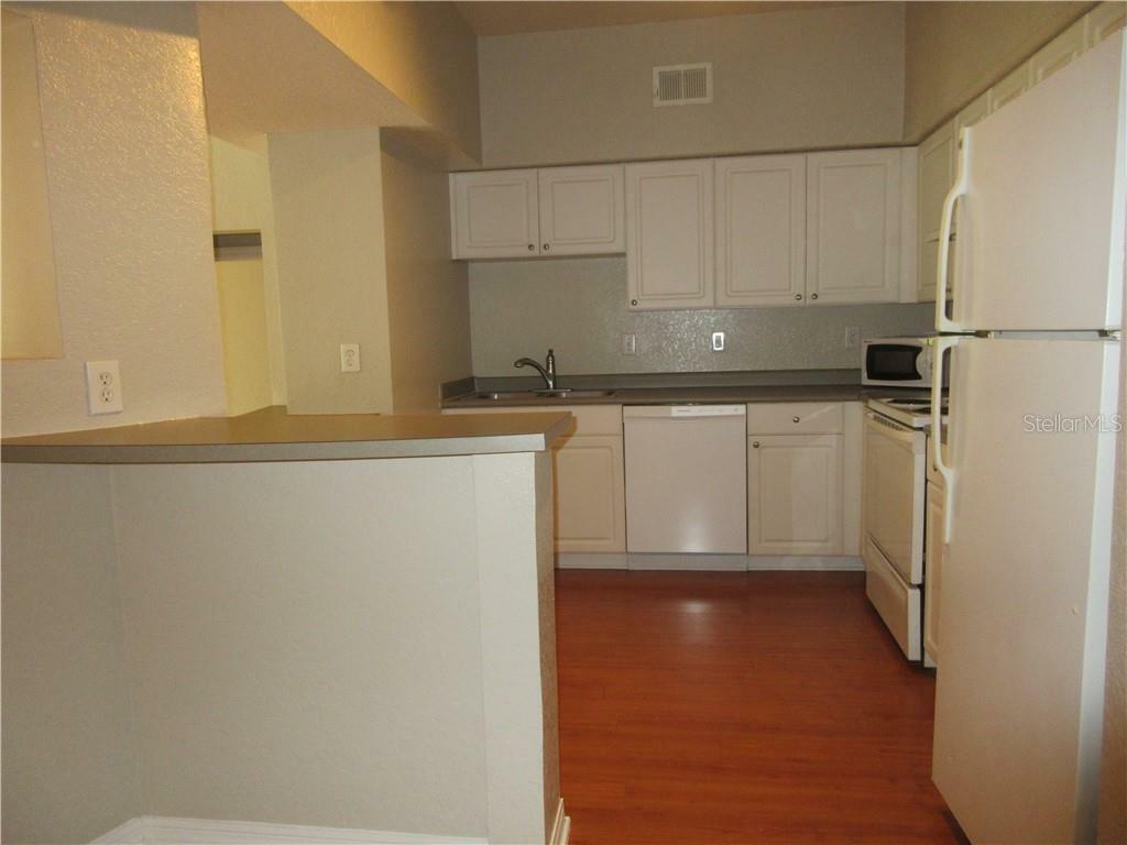 Property Photo:  501 S Moody Avenue 1127  FL 33609 