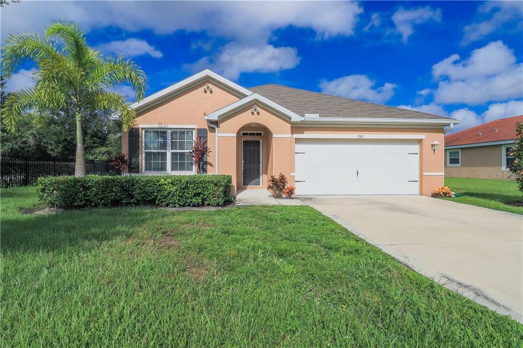 Property Photo:  7909 Mikasa Drive  FL 33950 