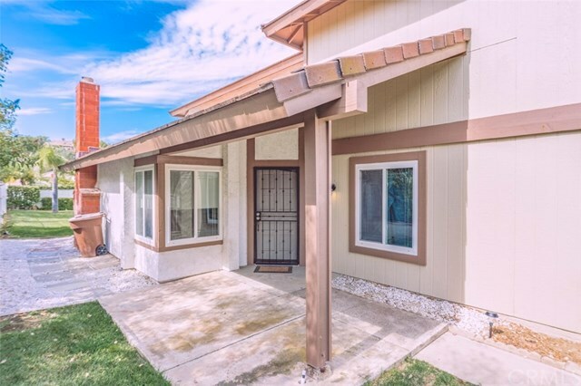 Property Photo:  3914 Canyon Terrace Drive  CA 92886 