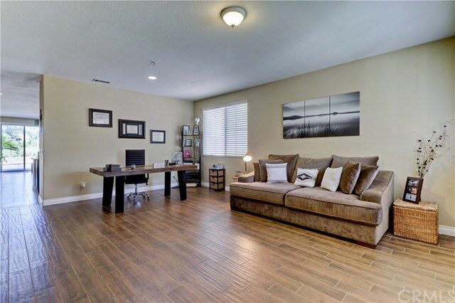 Property Photo: 5913 Seminole Way CA 92336