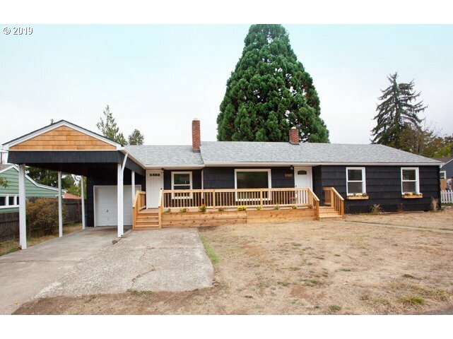 Property Photo: 3251 W 18th Ave OR 97402